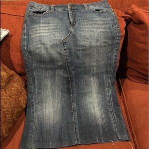 Upscaled midi skirt.